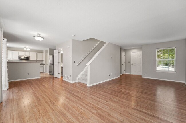 Building Photo - Three Bedroom Home in Federal Heights