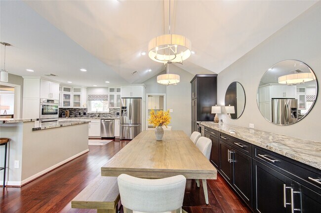 Foto del edificio - 15739 Fleetwood Oaks Dr