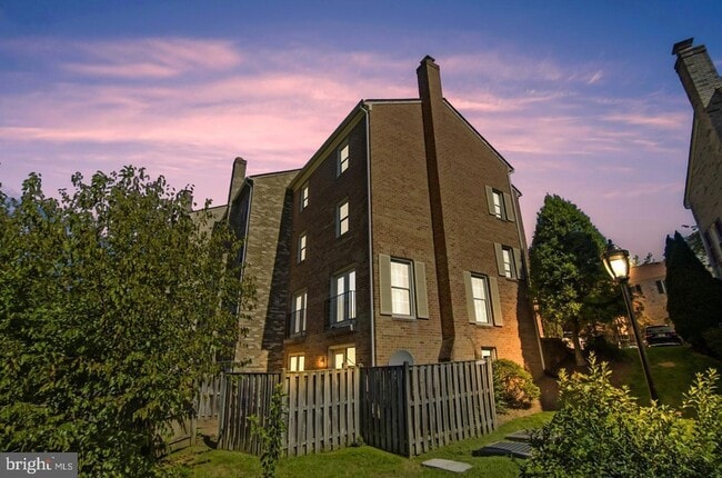 Photo - 7628 Westlake Terrace Townhome