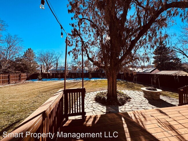 Foto del edificio - 3 br, 2.5 bath House - 10360 W. Grand Ave