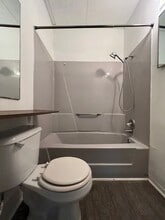 Building Photo - 2809 South Ave