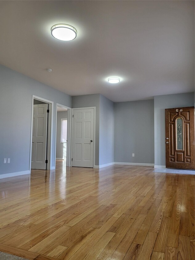 Primary Photo - 61-46 230th St