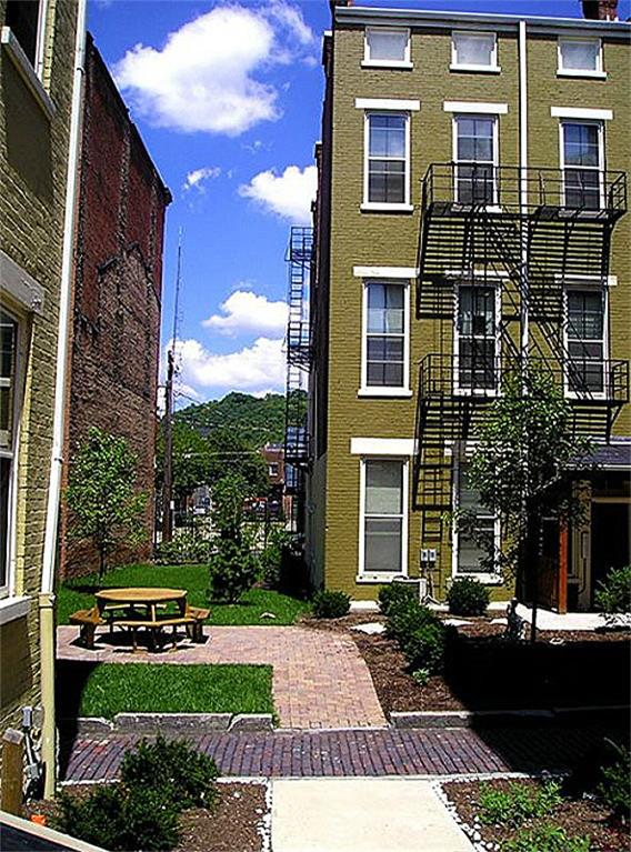 Primary Photo - 1631 Republic St