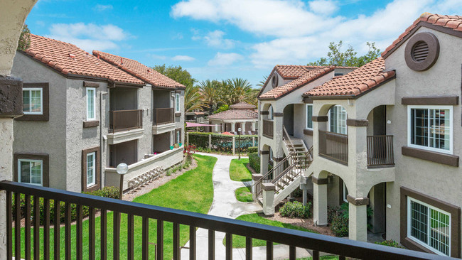 Village Del Mar Heights