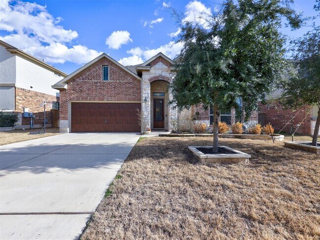 Building Photo - 313 Cross Timbers Dr