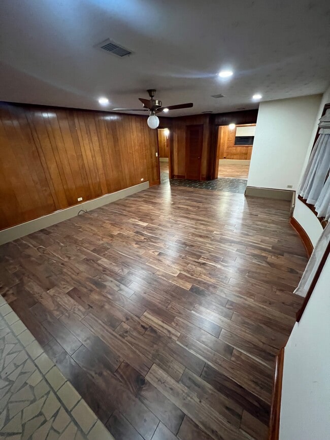 Building Photo - 2294 Sparta Rd