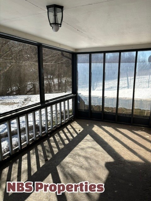 Foto del edificio - 141 McCully Ln