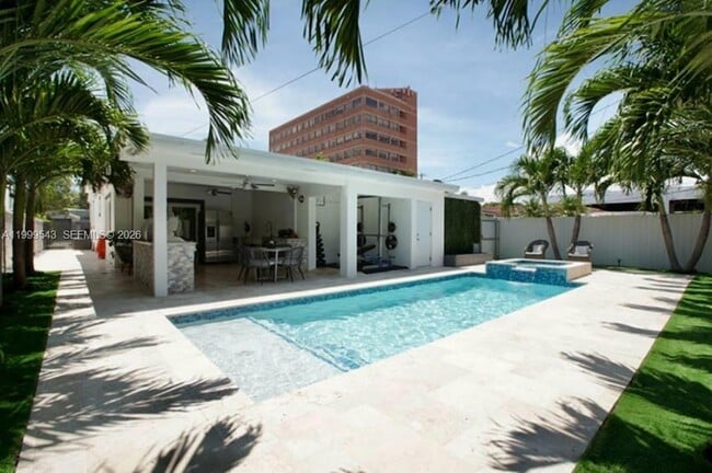 Photo - 3675 SW 26th St House