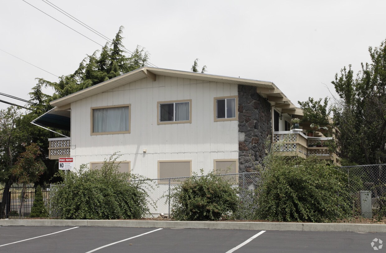 101 Maher Ct, Vallejo, CA 94591 Apartments in Vallejo, CA