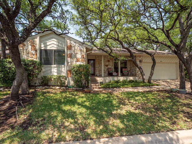 Foto del edificio - 3610 Claburn Dr