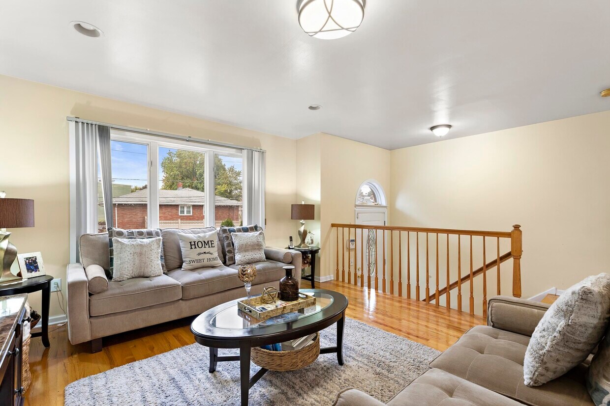 101 Moller St Unit B, Secaucus, NJ 07094 Condo for Rent in Secaucus, NJ