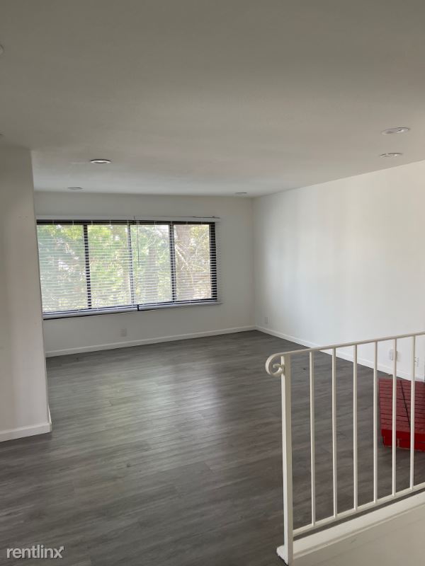 Building Photo - 4 br, 2 bath House - 145 Morton Drive