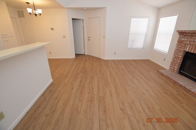 Building Photo - 3609 Melonies Dr