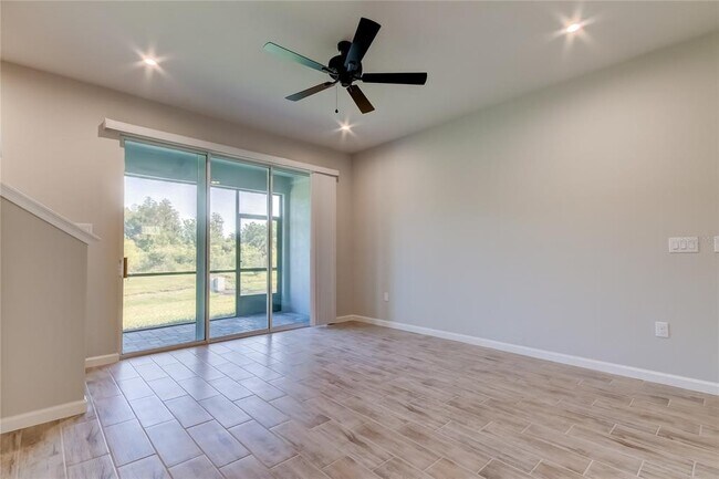 Foto del edificio - 8341 Wildflower Glen Ave