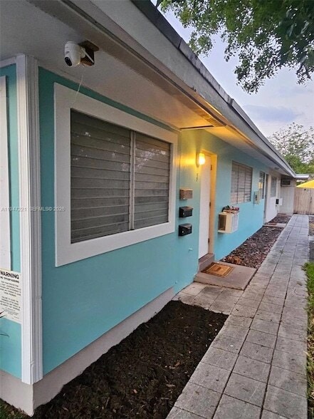 Photo - 1026 NE 9th Ave Apartment