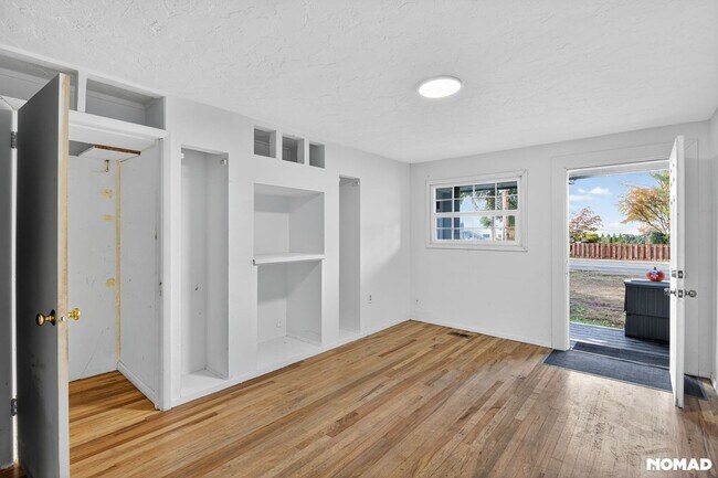 Foto del edificio - 7105 166th Ave E