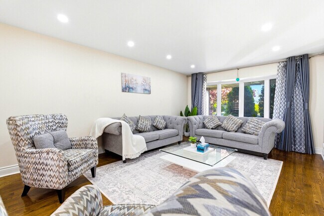 Building Photo - 3 Morgandale Crescent