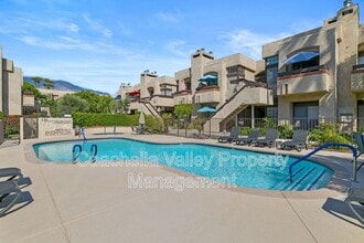 Building Photo - 2601 S Broadmoor Dr