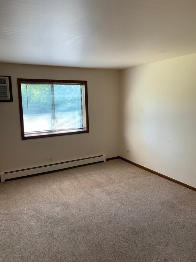 Segundo dormitorio - 1200 Whispering Hills Ct