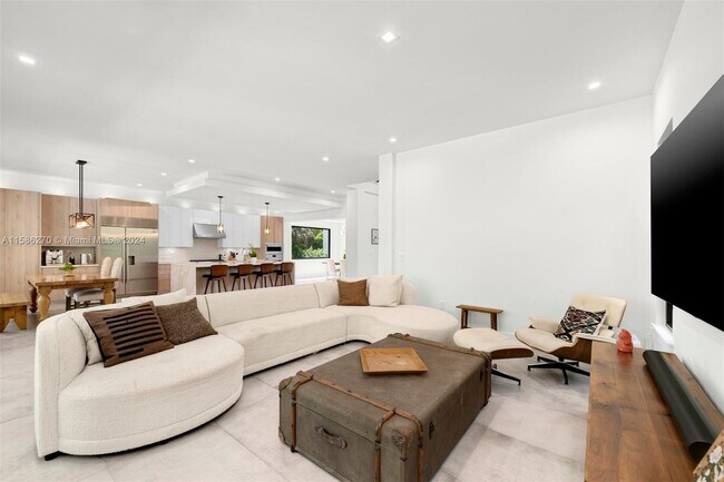 Foto del edificio - 5989 SW 80th St