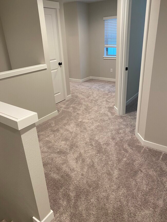 Foto del edificio - 16587 SE Sunshower Pl