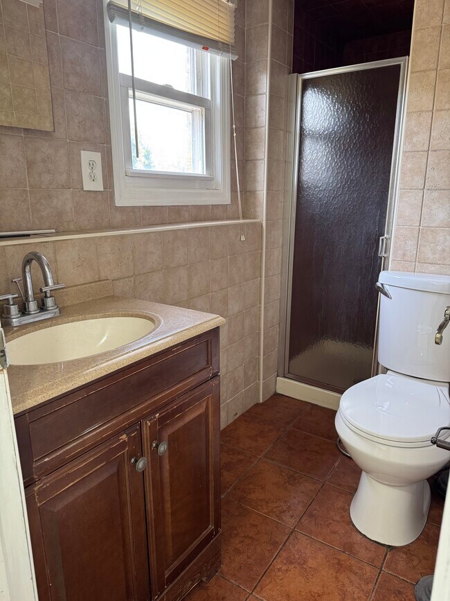 Foto del edificio - 545 Old Bethpage Rd