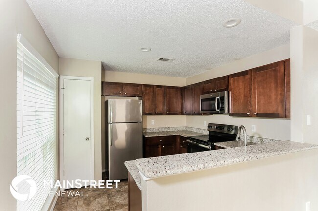 Foto del edificio - 908 Galaxy Dr