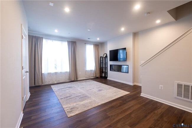 Foto del edificio - 9233 Magellan Pkwy