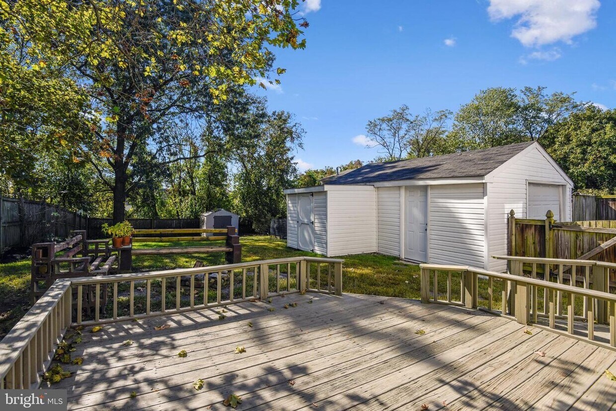 Primary Photo - Charming 4-Bedroom Colonial with Modern Up...