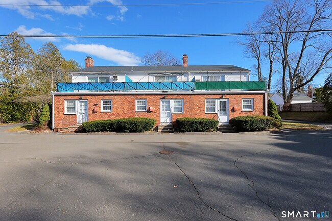 Building Photo - 44 Garden St