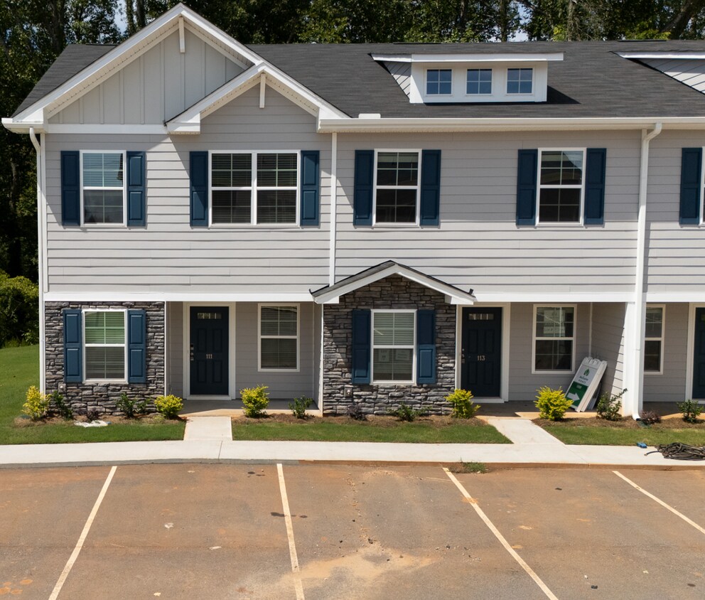 Foto principal - 111 Pendleton Place Way