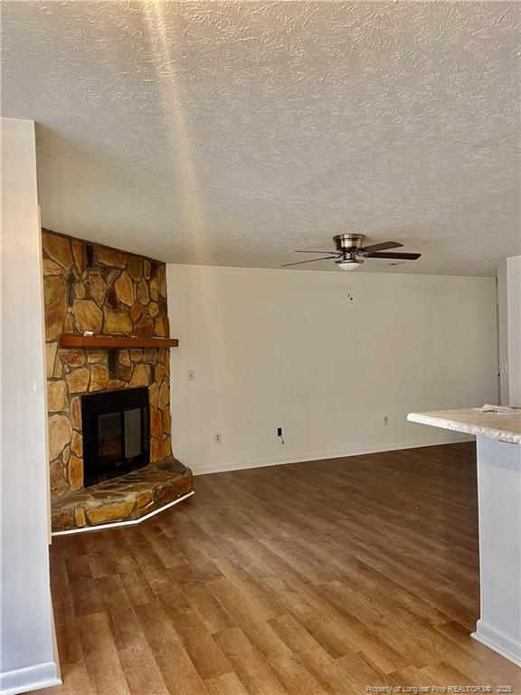 Foto del edificio - 6736 Willowbrook Dr
