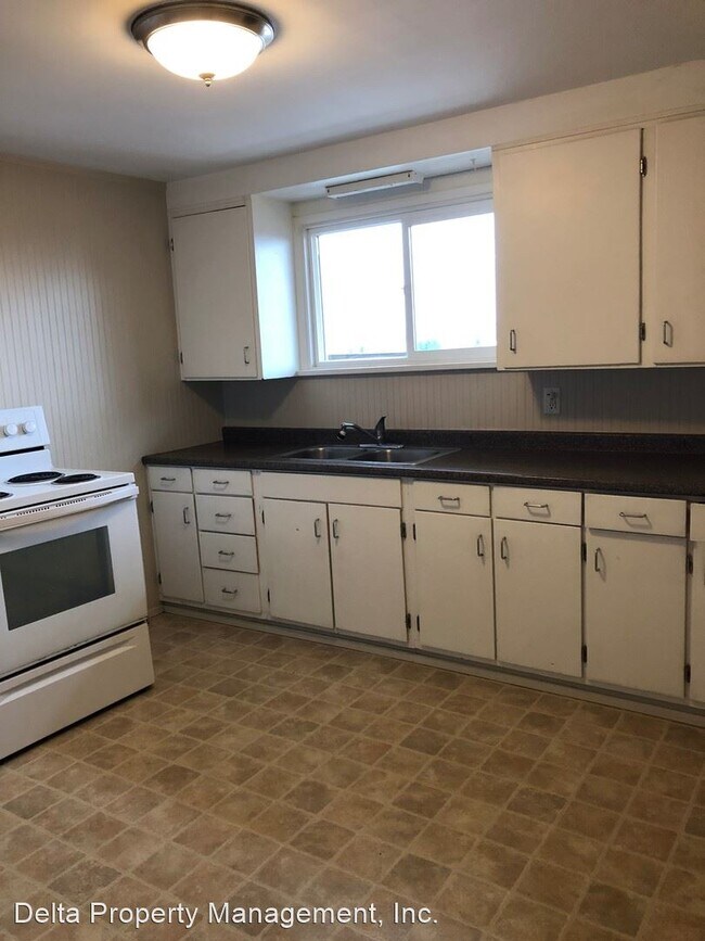 Building Photo - 2 br, 1 bath House - 3510 1/2 Broadway