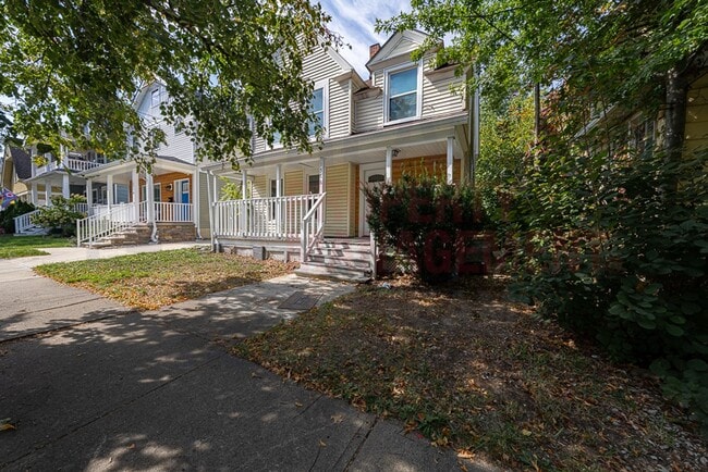 Building Photo - 1566 Winchester Ave