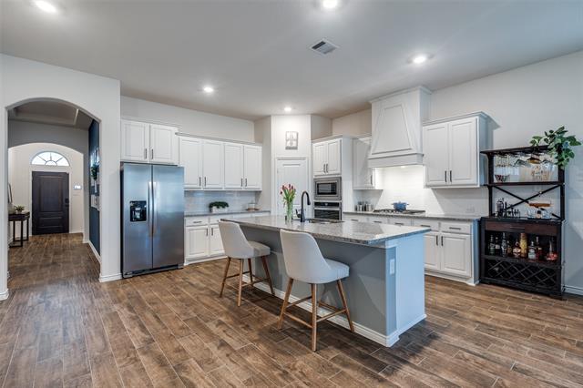 Building Photo - 3129 Maverick Dr