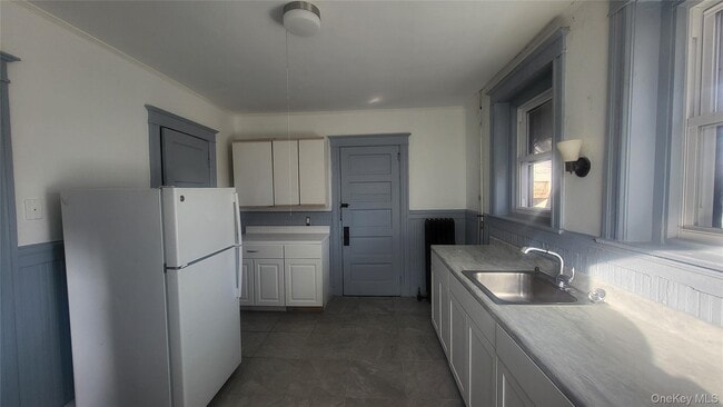 Foto del edificio - 76 S Hamilton St