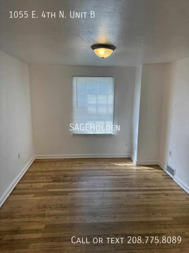 Foto del edificio - 1055 E 4th N
