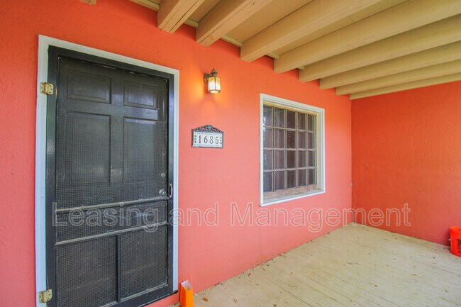Foto del edificio - 1685 Pinckney Park Dr