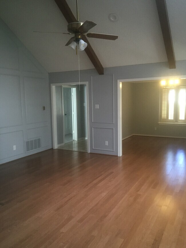 Foto del edificio - 2738 Hickory Bend Dr
