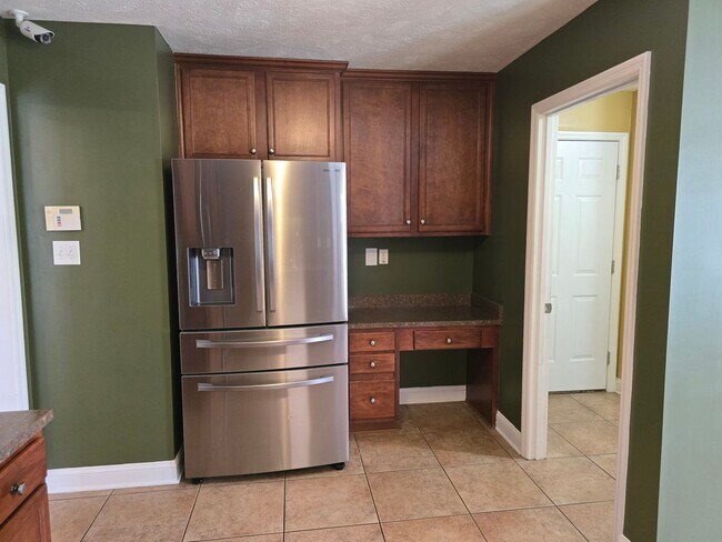 Foto del edificio - NEW LISTING!!!!!