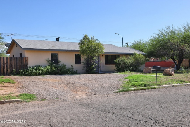 Photo - 1304 E Copper St House