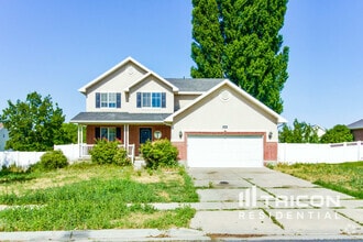 Building Photo - 2456 S 1475 W