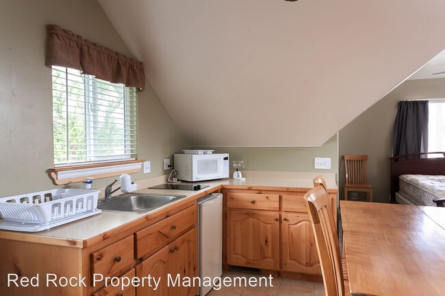 Building Photo - Studio, 1 bath House - 162 S 200 W