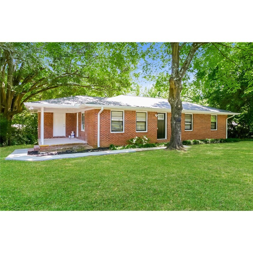 Primary Photo - 3903 Rex Road