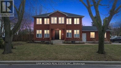 Building Photo - 4025 Rolling Valley Dr