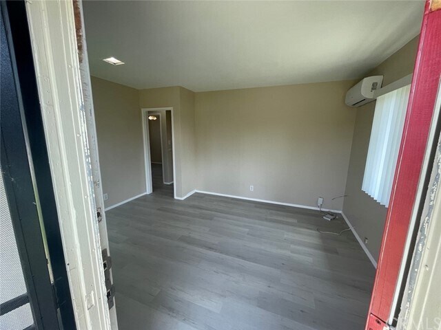 Building Photo - 413 W Crescent Dr