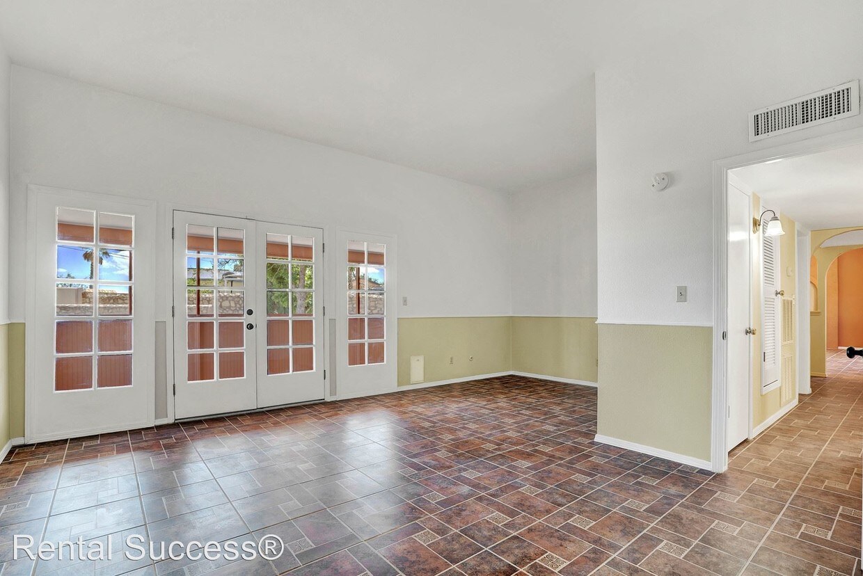 Primary Photo - 3 br, 2 bath House - 836 De Leon Drive