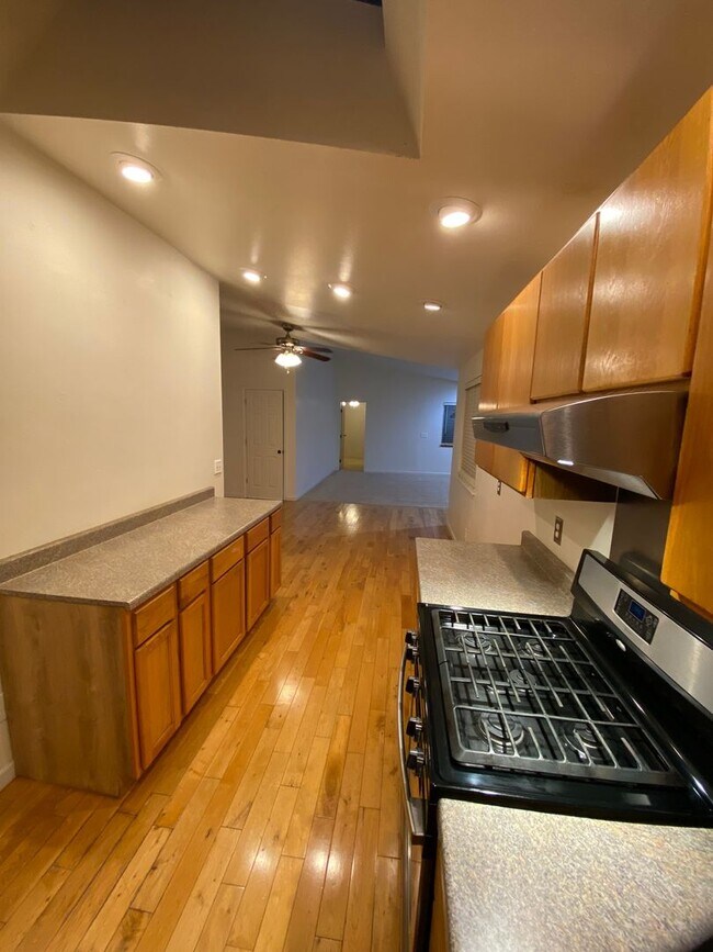 Building Photo - 2809 Woburn St