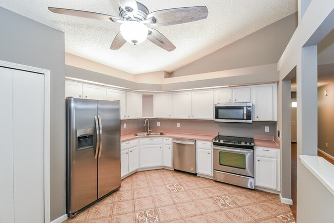 Foto del edificio - 1876 Ontario Ct