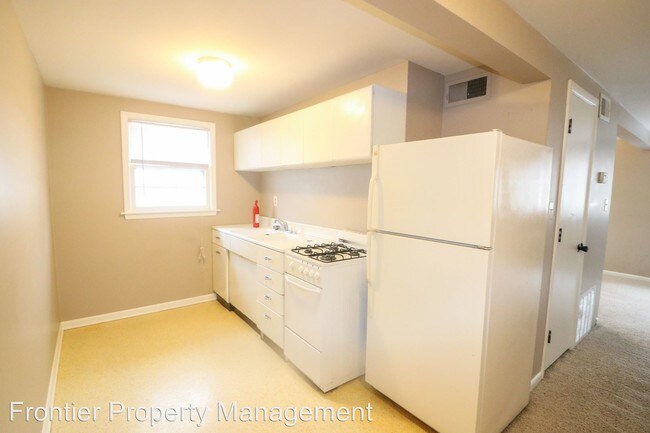 Foto del edificio - 2102 Sloan St